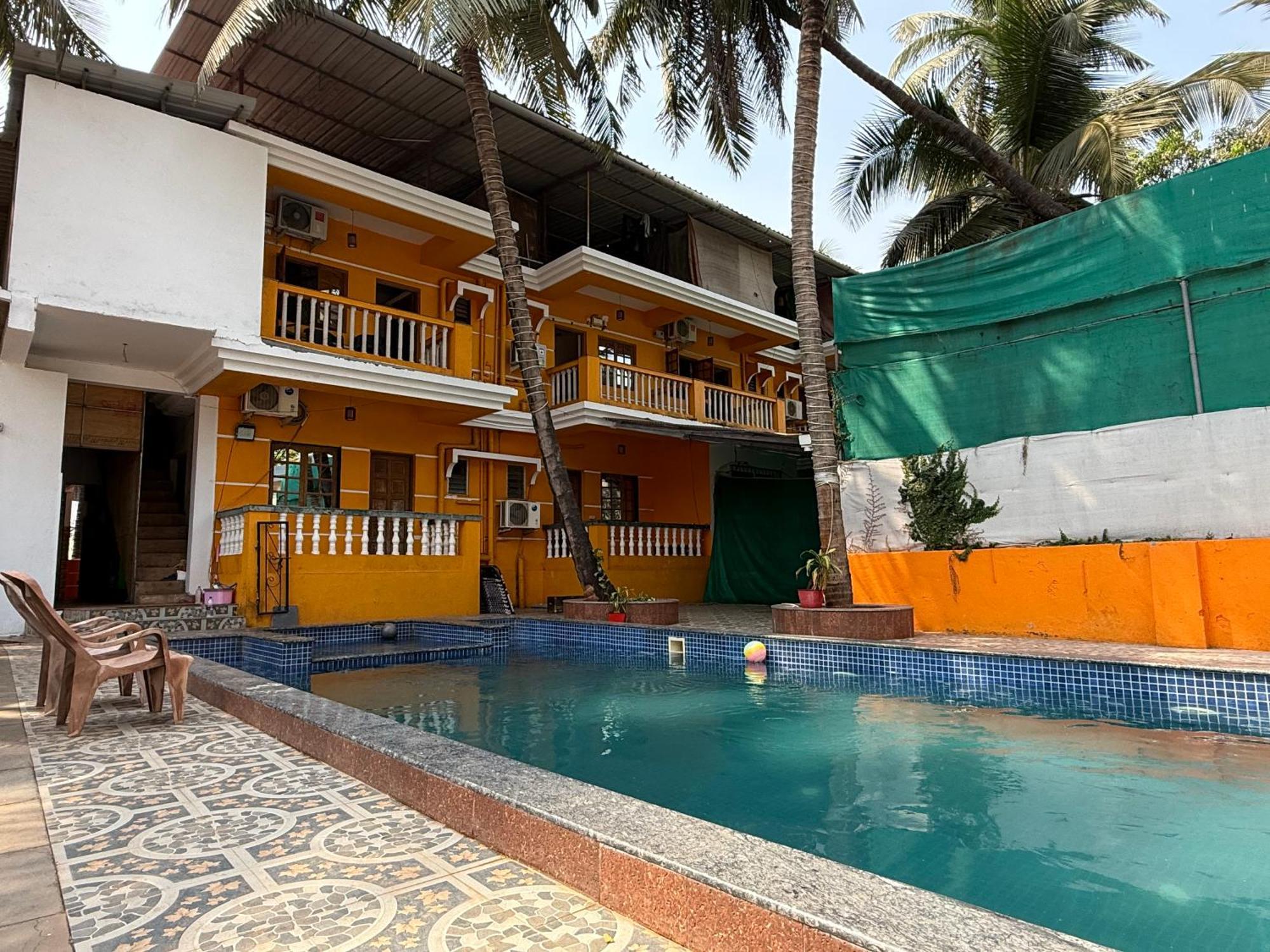 Aura Rooms & Swimming Pool, Calangute Exterior foto